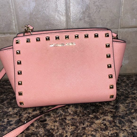 Michael Kors Purse - Picture 2 of 4